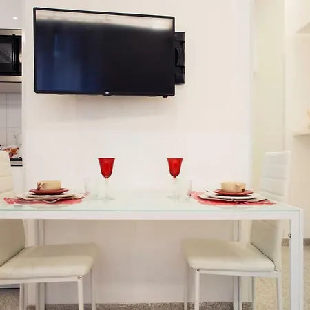 Tourist House - Fringe - Self Check-in Appartement